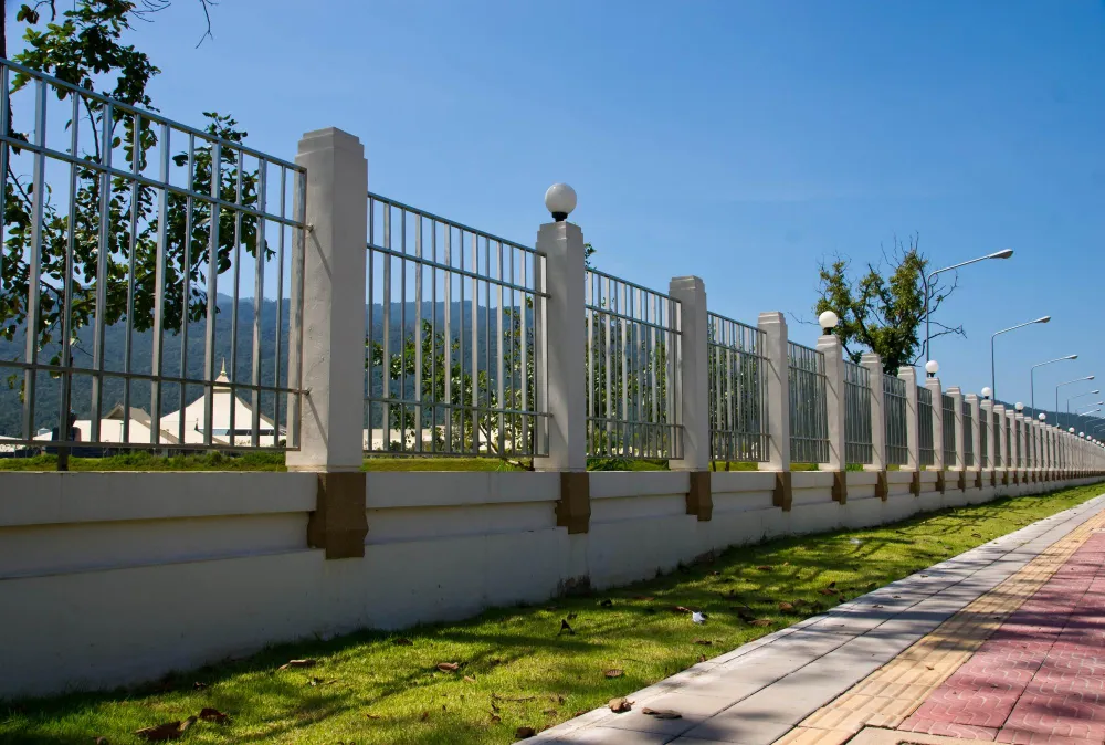 Steel Fencing